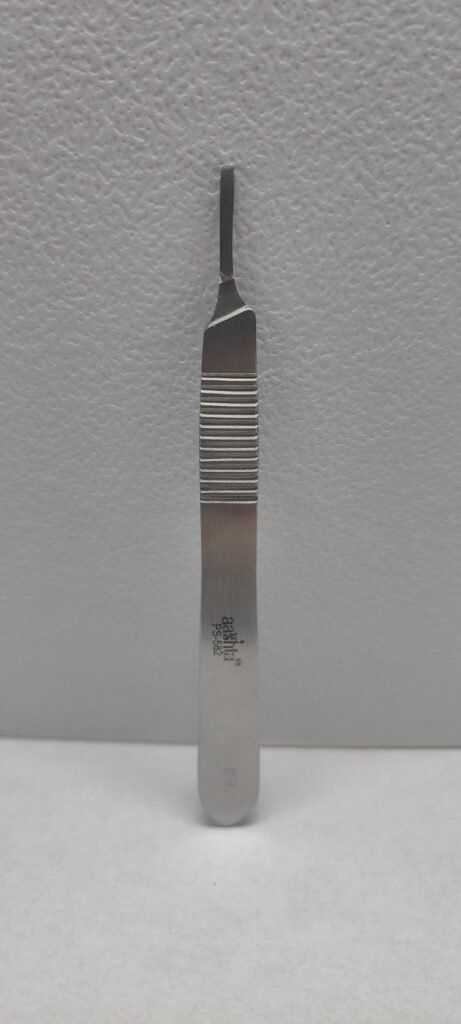 mango de bisturí 582